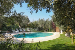 TD Il Vecchio Fienile Outdoor Kitchen with Pool View